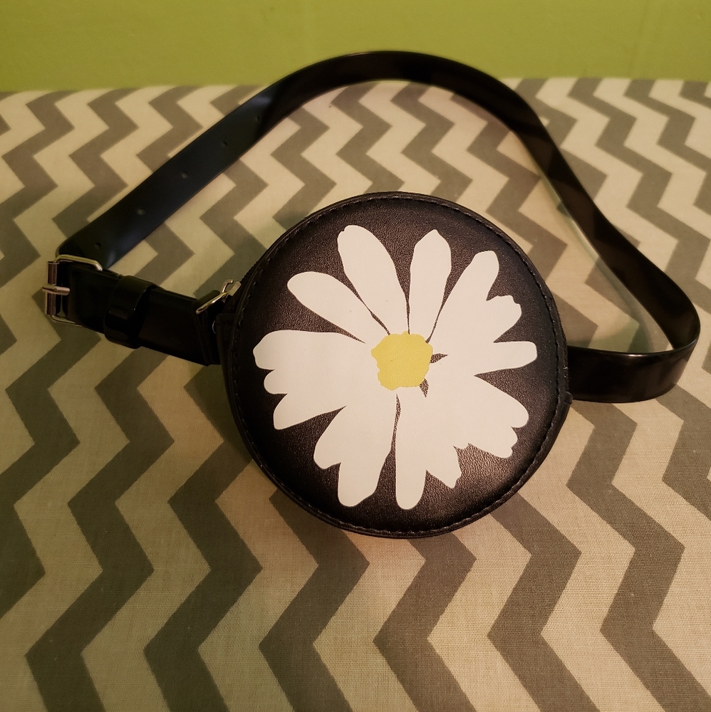 Girl's 🌞 belt